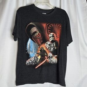 Unisex Medium Official Star Wars Kylo Ren Stormtroopers cotton blend tshirt EUC‎